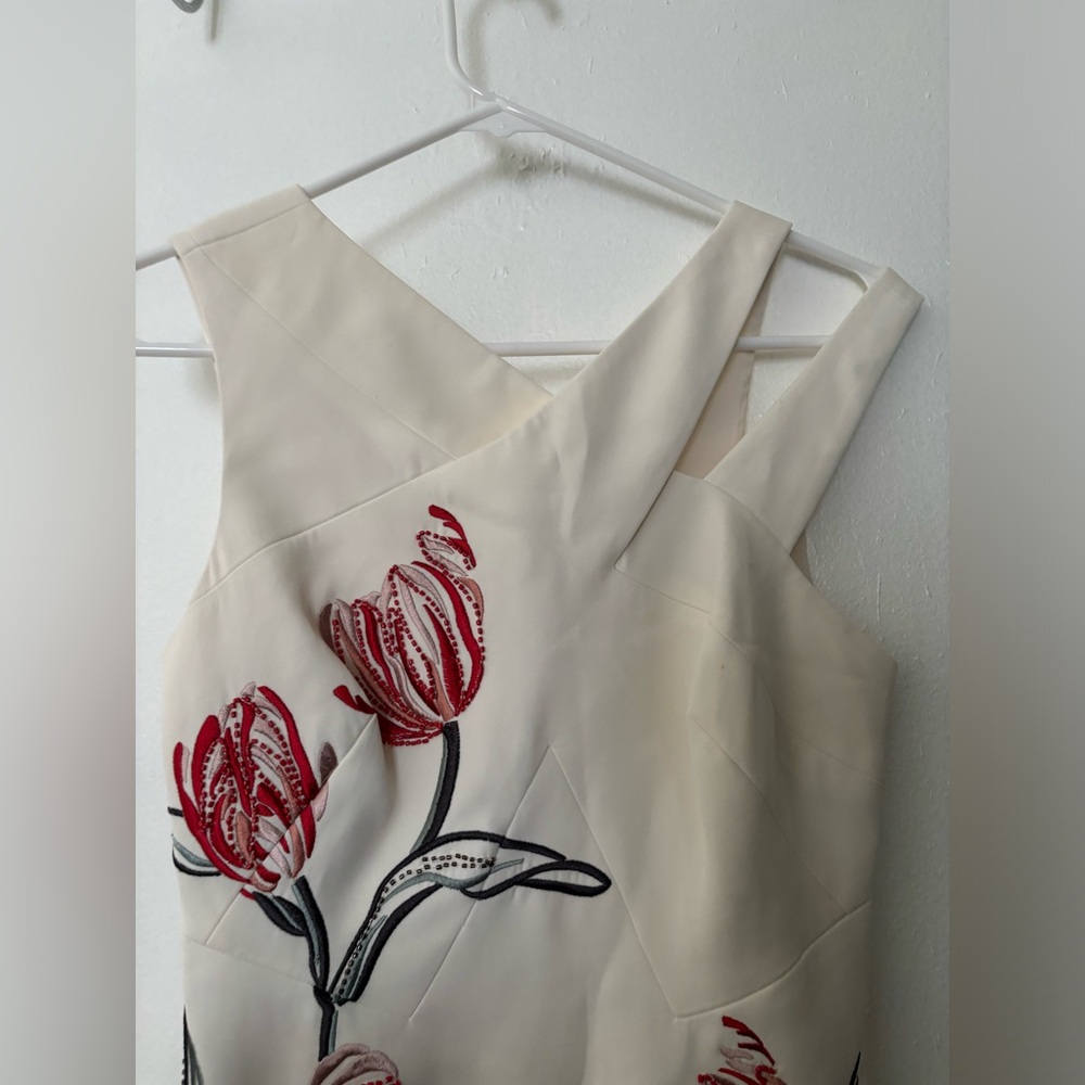 Karen Millen ivory cocktail dress, size 4 - Picture 13 of 14